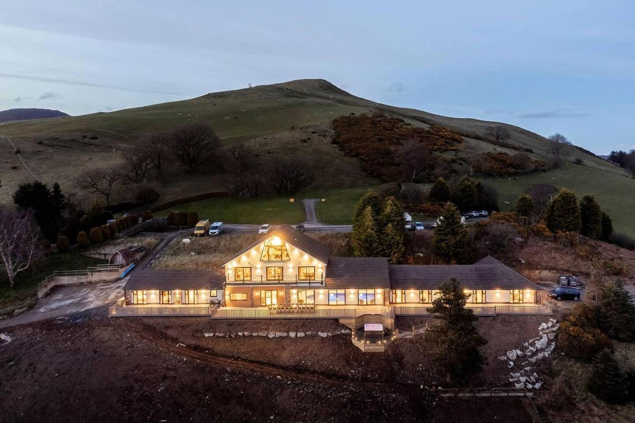 Clwyd Gate Manor Pool Sauna Hottub Cave Wales Ruthin Exterior photo