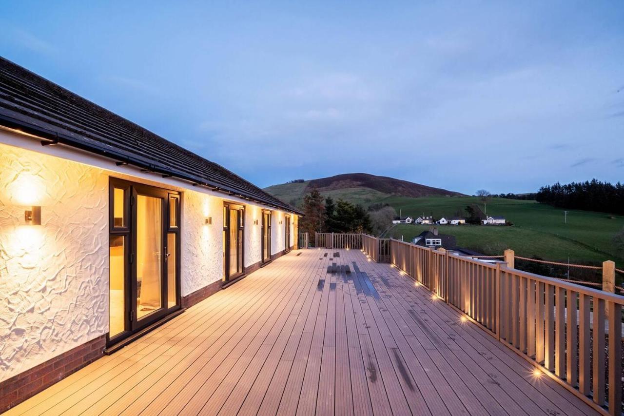 Clwyd Gate Manor Pool Sauna Hottub Cave Wales Ruthin Exterior photo